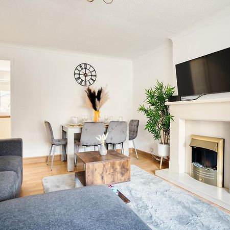 Liverpool Home With Free Parking West Derby Екстер'єр фото